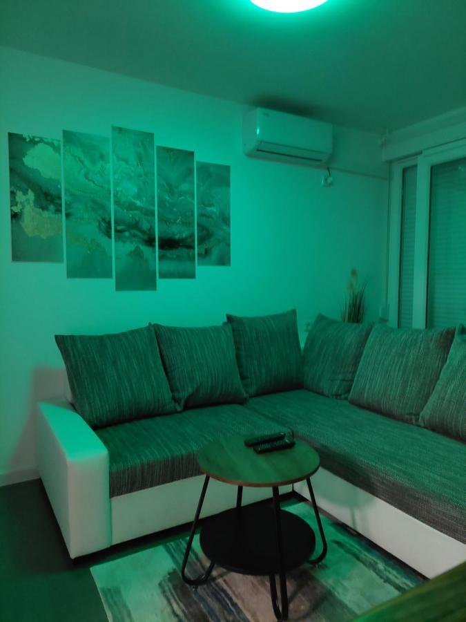 Beetlejuice Apartments 시베니크 외부 사진